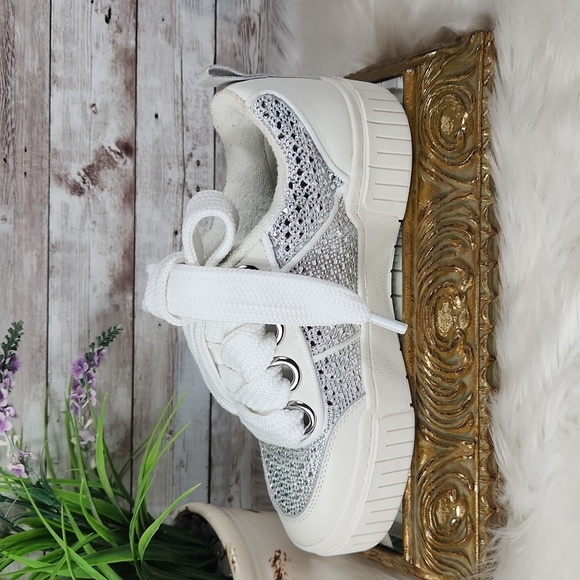 Shoes - GIANNI BINI, Stylish White, Silver and clear stones, Women's Sneakers, Sz 8.5M
